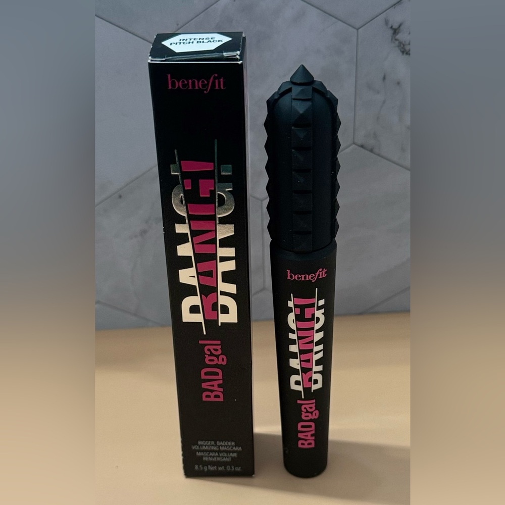Benefit BADgal BANG! Volumizing Black Mascara
